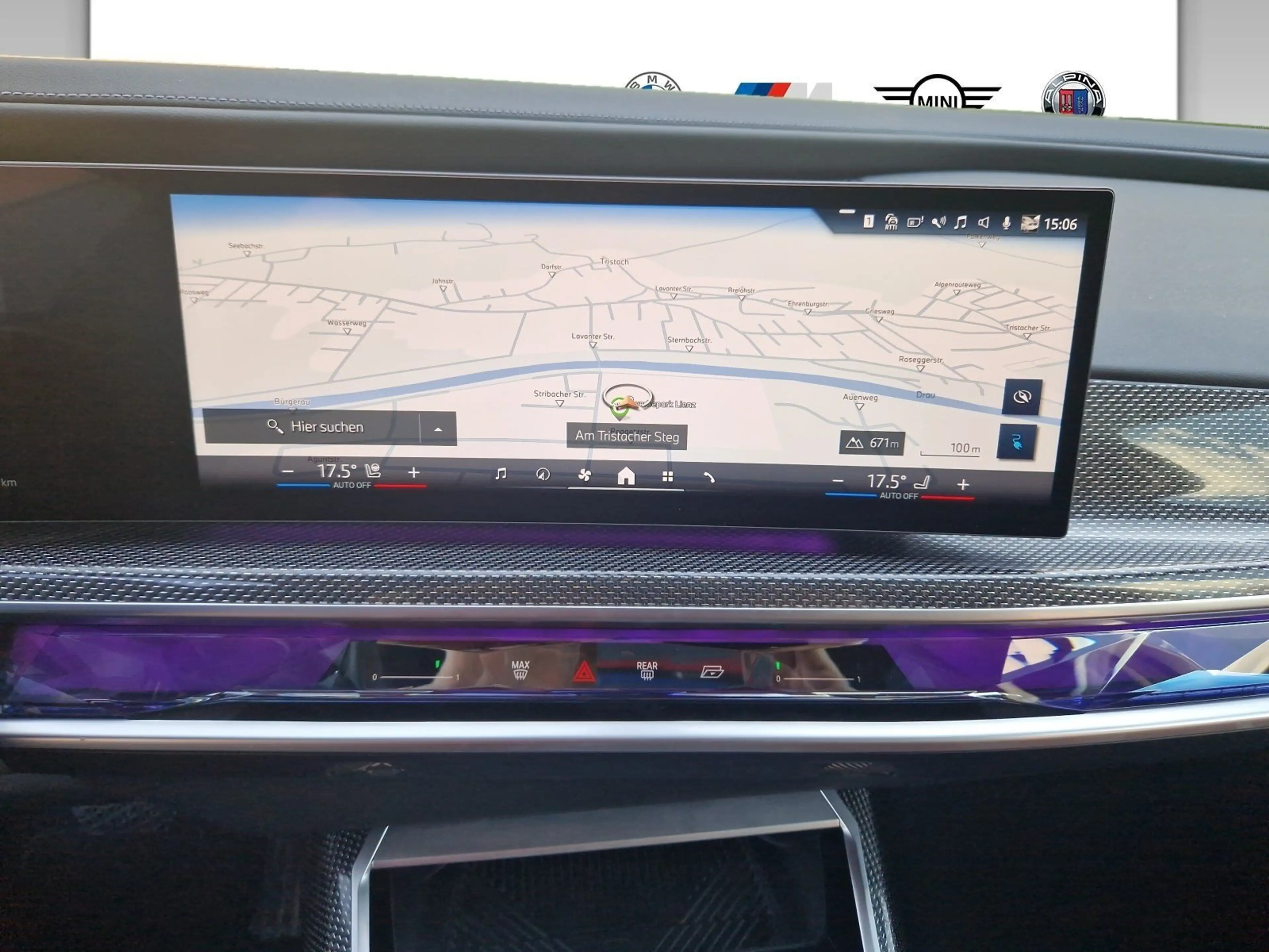 BMW i7 xDrive60 — photo 8