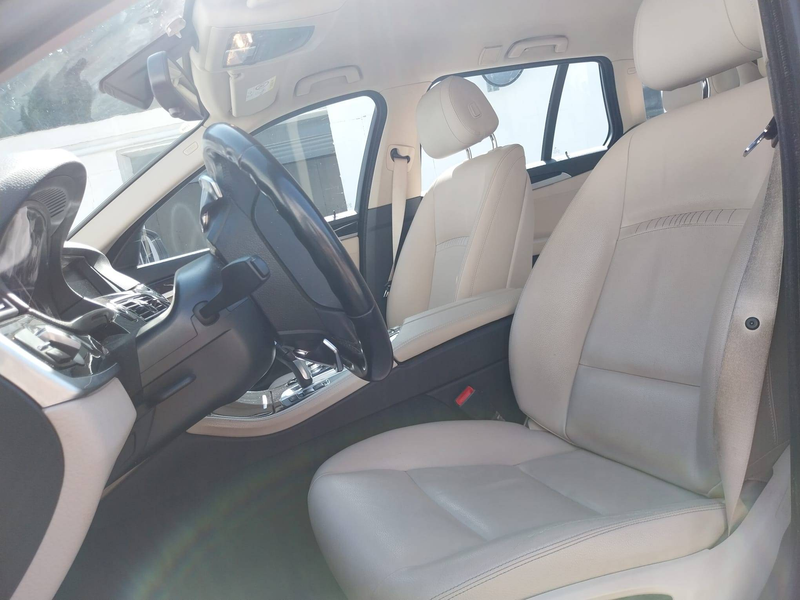 BMW 520 Touring 520 dA * CAPTEUR AV ET ARR * BLTHT * AIRCO * 250 X 60 MOIS * — photo 6