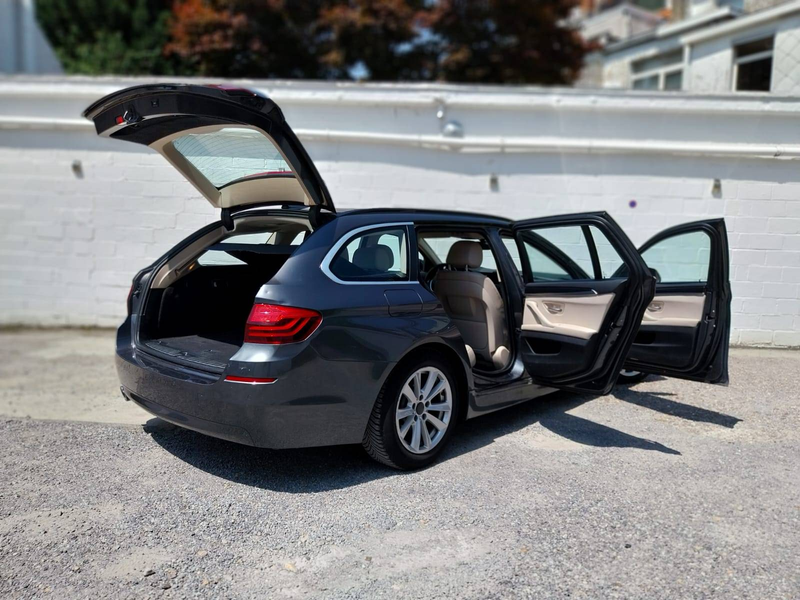 BMW 520 Touring 520 dA * CAPTEUR AV ET ARR * BLTHT * AIRCO * 250 X 60 MOIS * — photo 11
