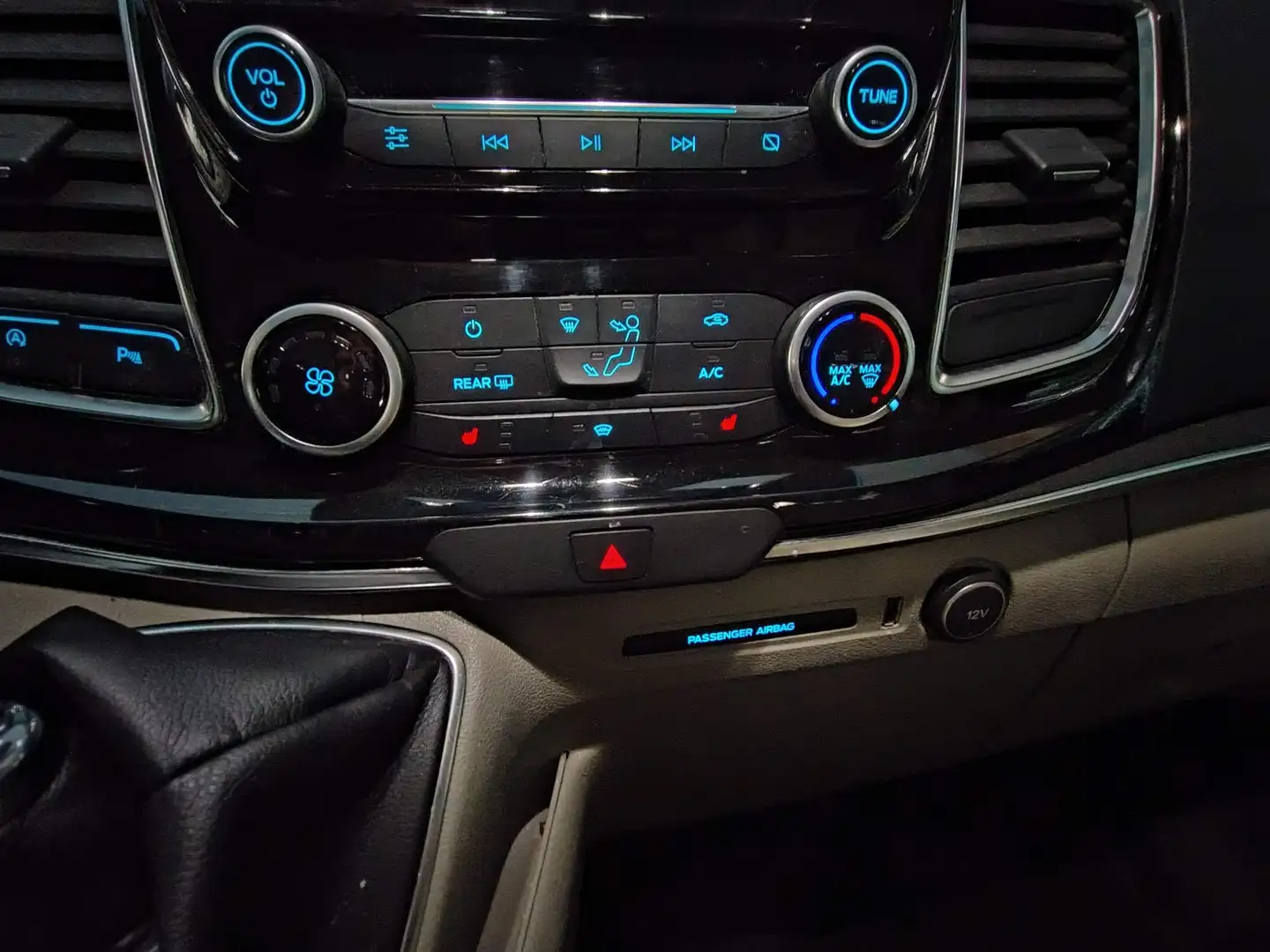 Ford Tourneo Custom 2.0 diesel Titanium Nero - 2