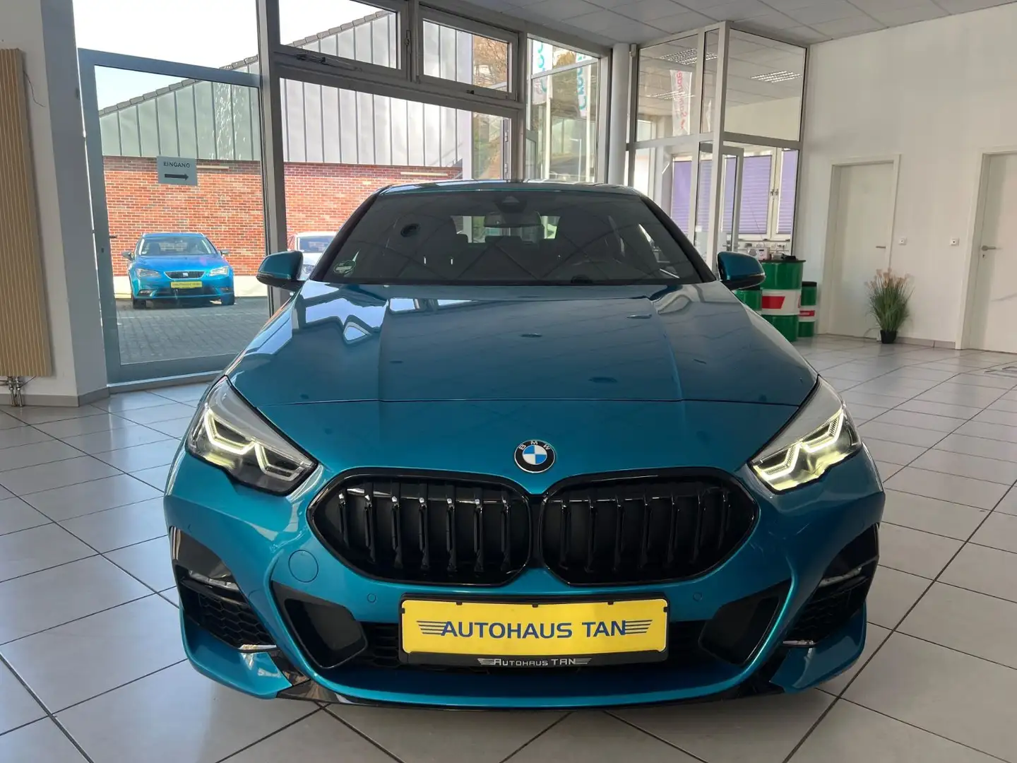 BMW 220 2 Gran Coupe 220 d xDrive M Sport *SONDERLACK* Blau - 2
