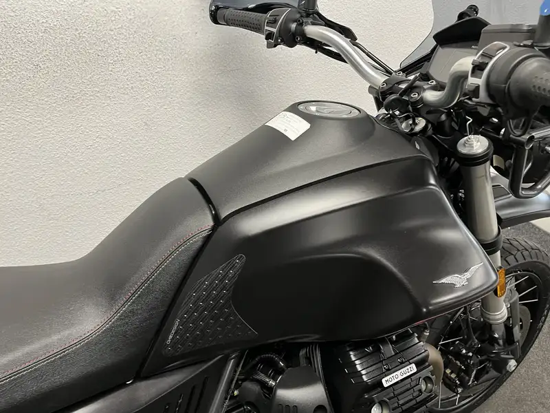 Moto Guzzi V 85 TT - foto 8