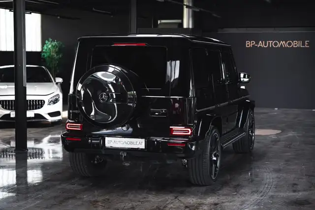 Mercedes-Benz G-Class view 7