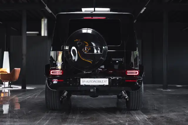 Mercedes-Benz G-Class view 6