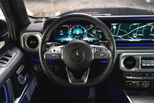 Mercedes-Benz G-Class view 18