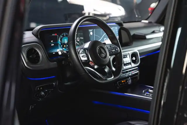 Mercedes-Benz G-Class view 11