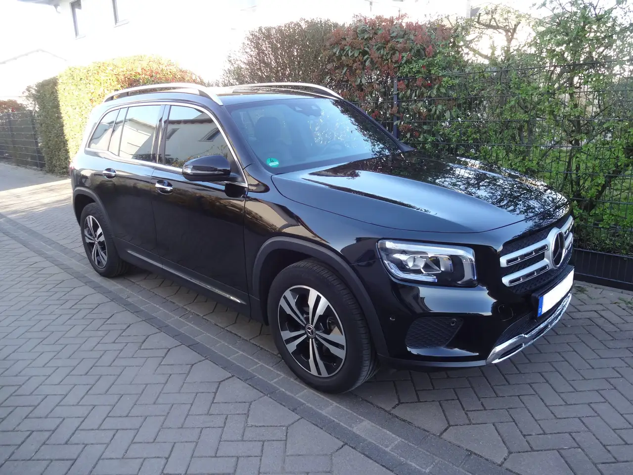 Mercedes-Benz GLB 200