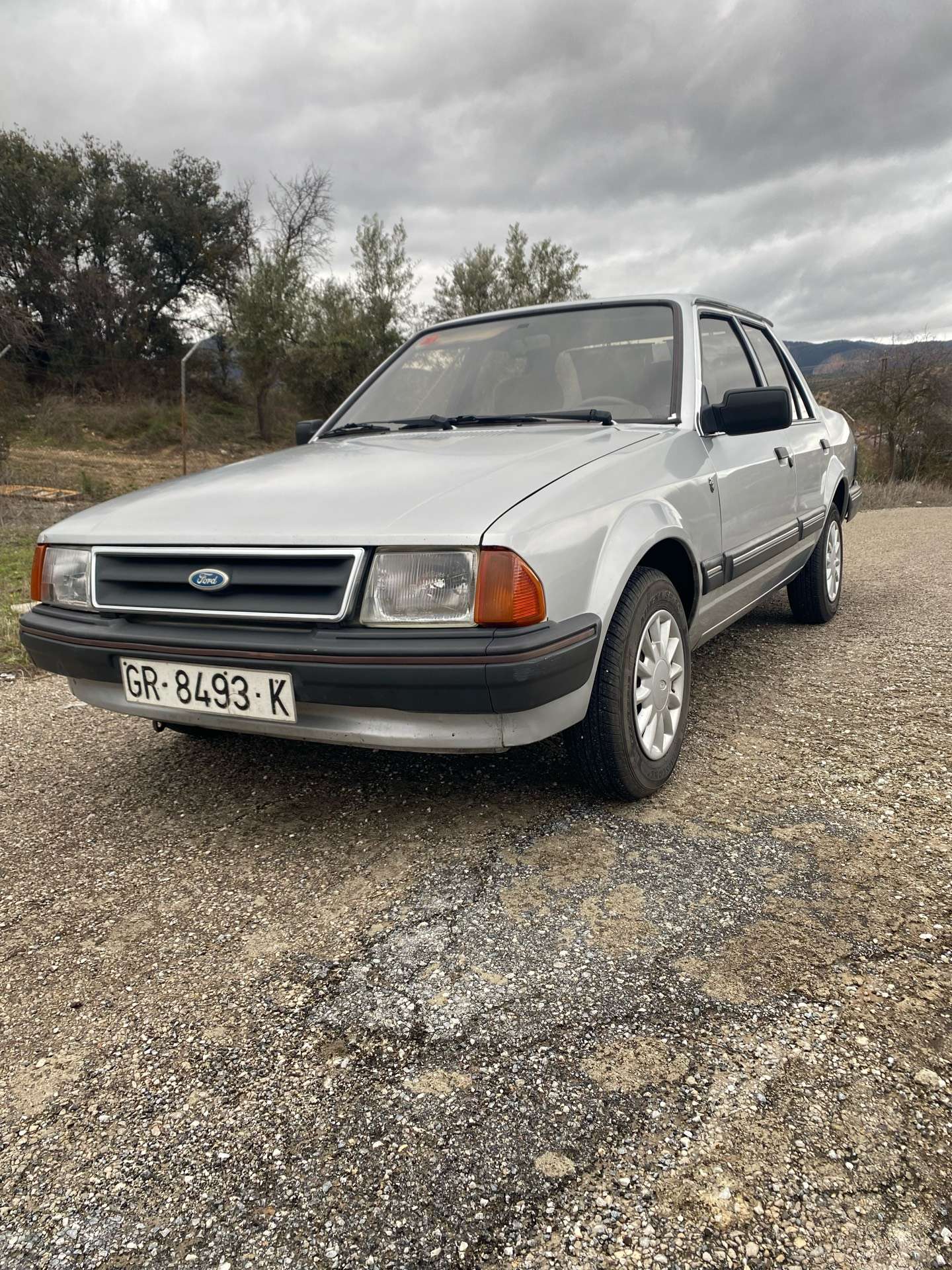 Ford Orion 1.6D GL - foto 1