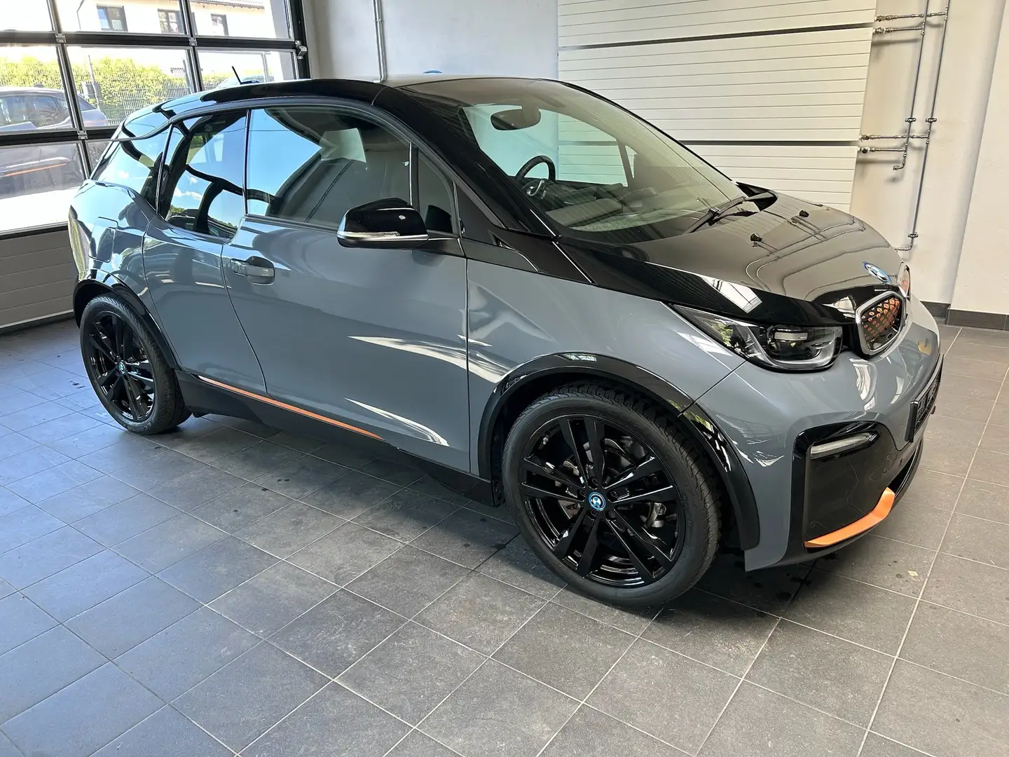 BMW i3 s Unique Forever Navi Prof_Harman Kardon_SSV_Apple Grau - 2