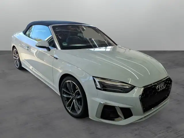 Audi A5 view 2