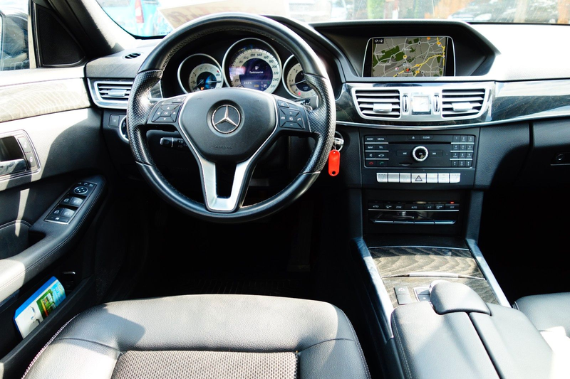 Mercedes-Benz E 350 T CDI  Avantgarde,Leder,Navi,LED,SD — photo 5