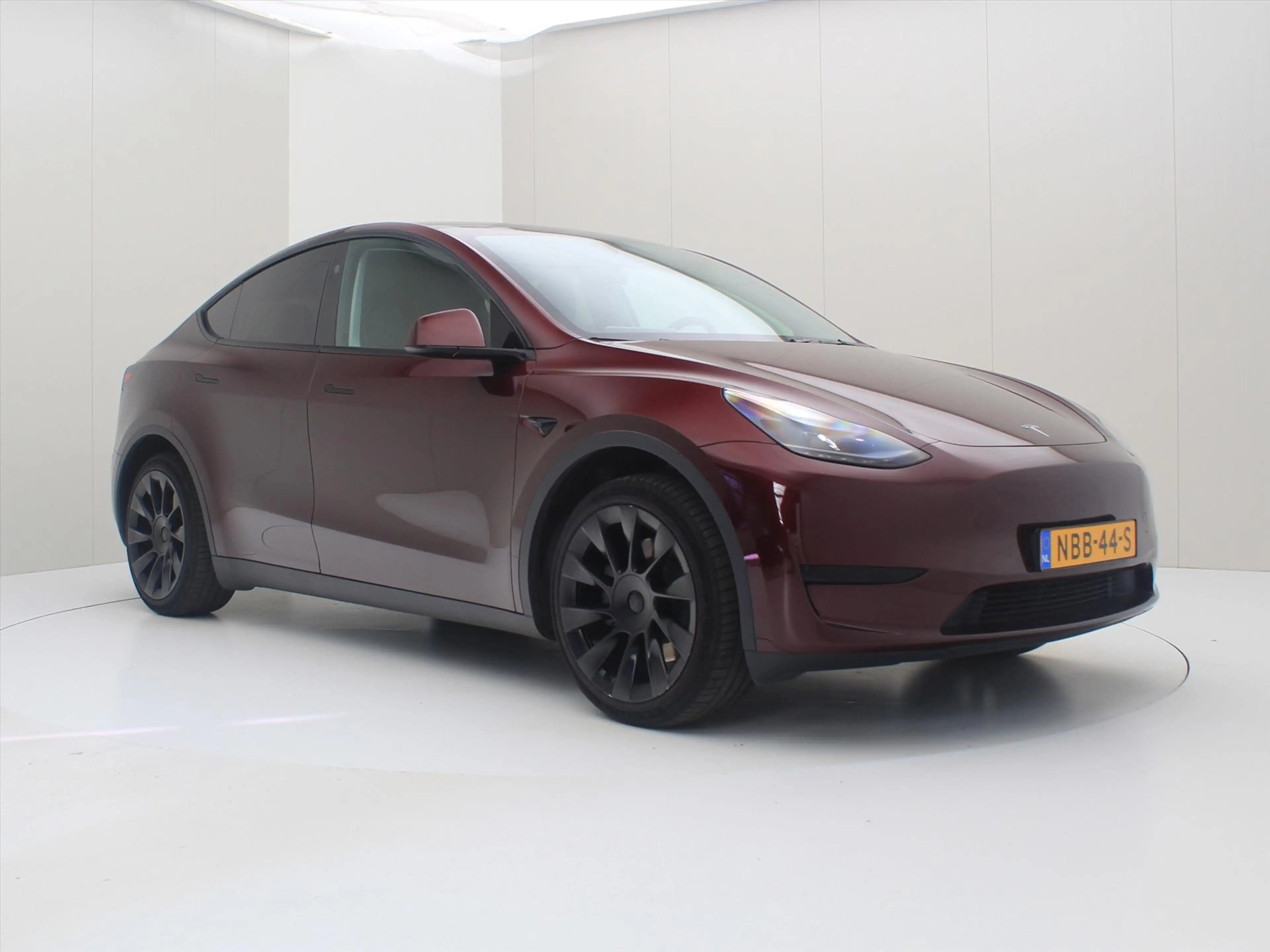 Tesla Model Y Standard RWD Plus 351pk 95% SoH [ HW4+FSD SUPERVIS — photo 4