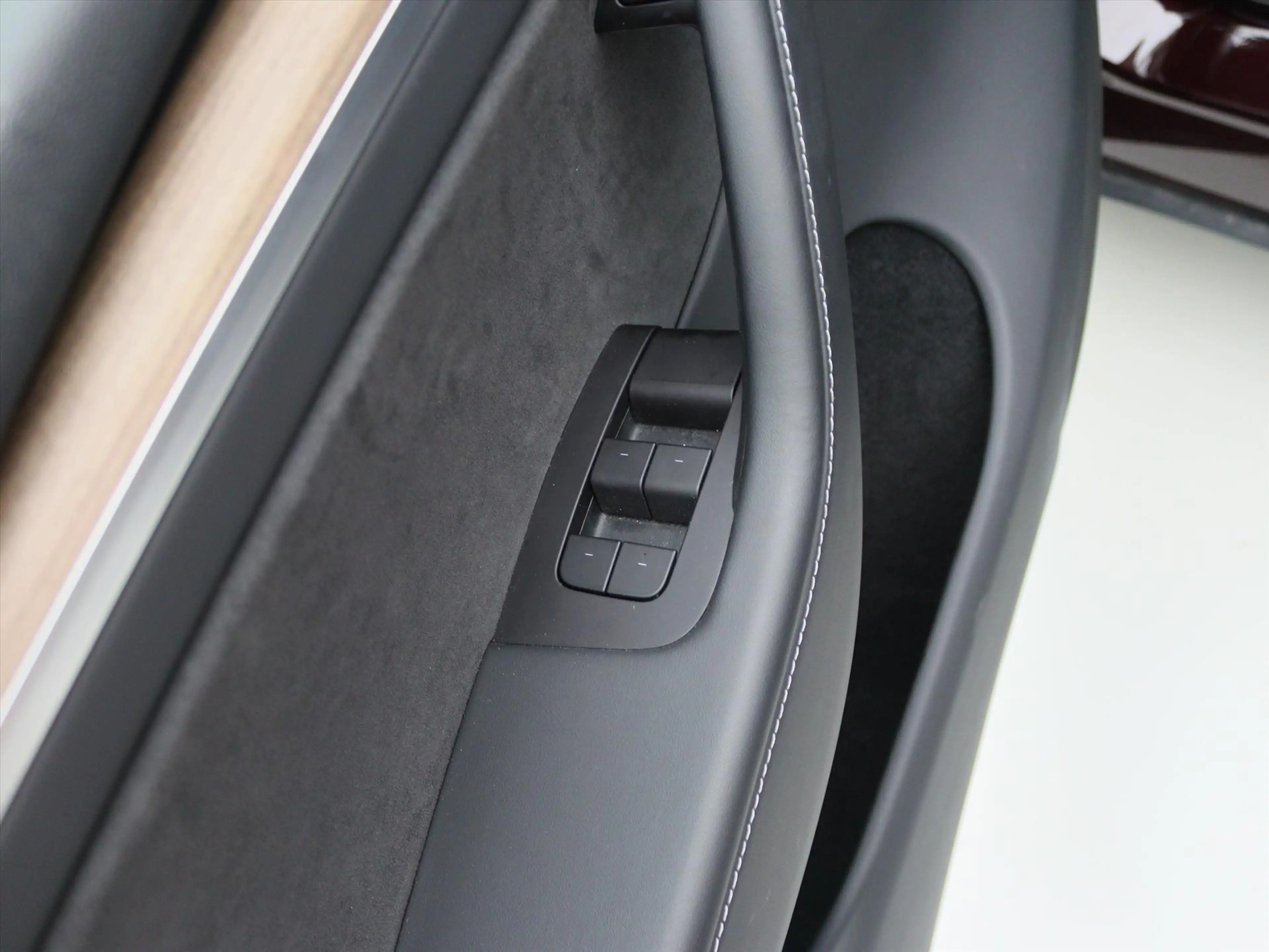Tesla Model Y Standard RWD Plus 351pk 95% SoH [ HW4+FSD SUPERVIS — photo 30
