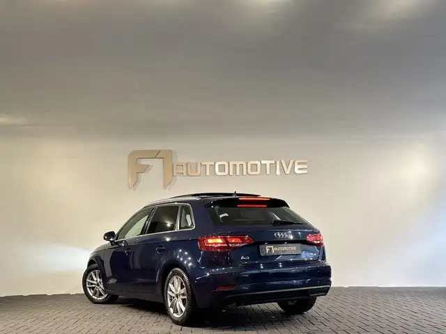 Audi A3 view 9