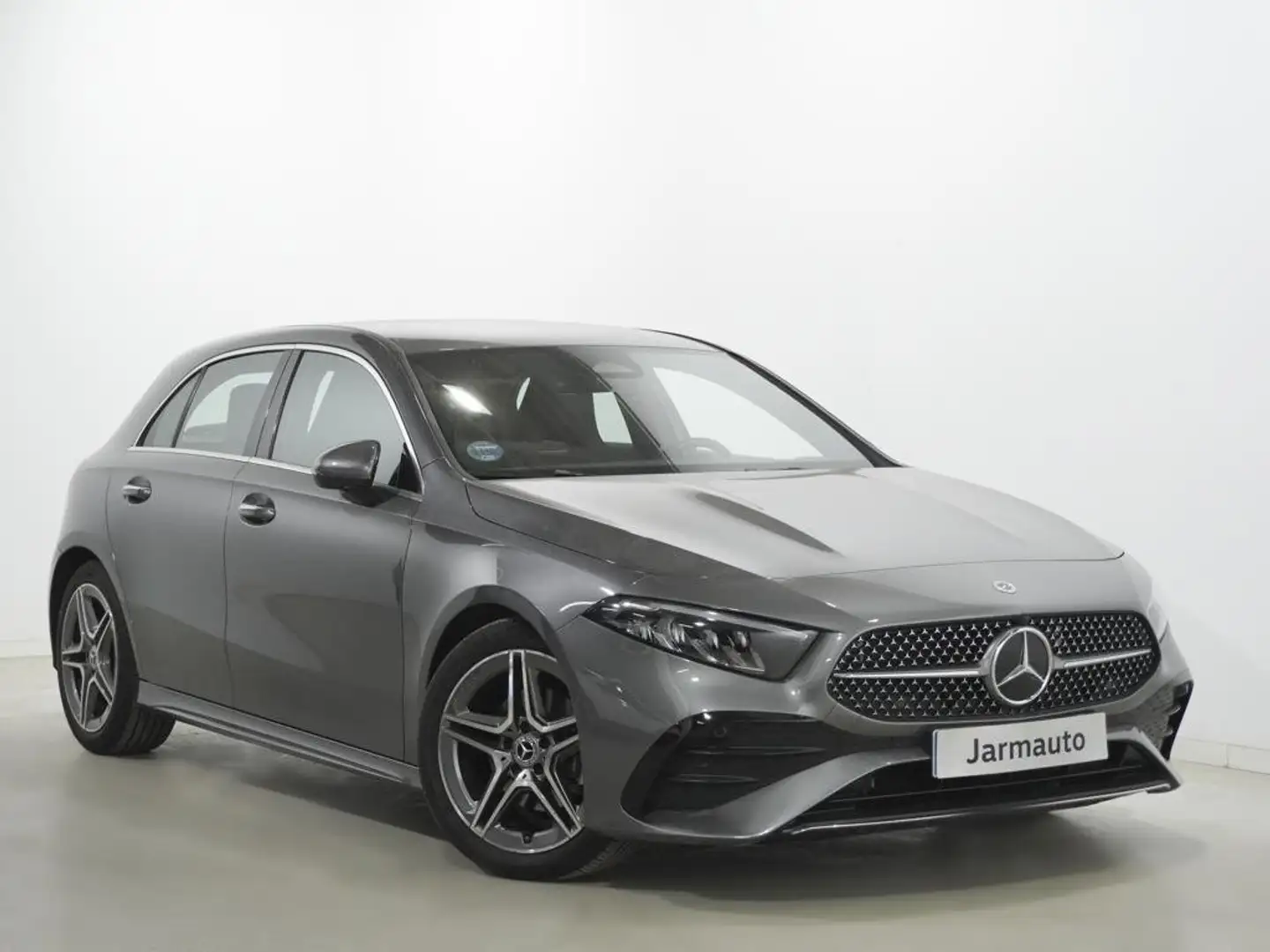 Mercedes-Benz A 180 Progressive Line Advanced 7G-DCT Gris - 1