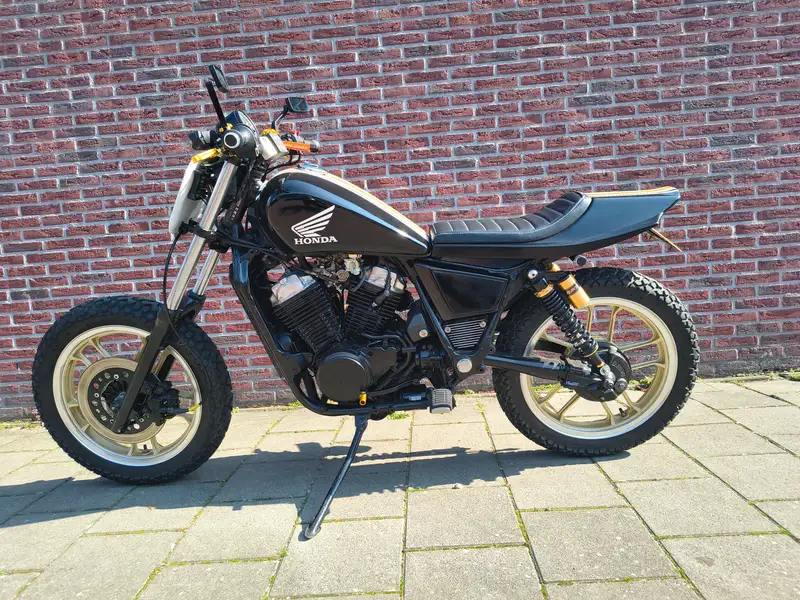 Honda VT 500 - foto 2