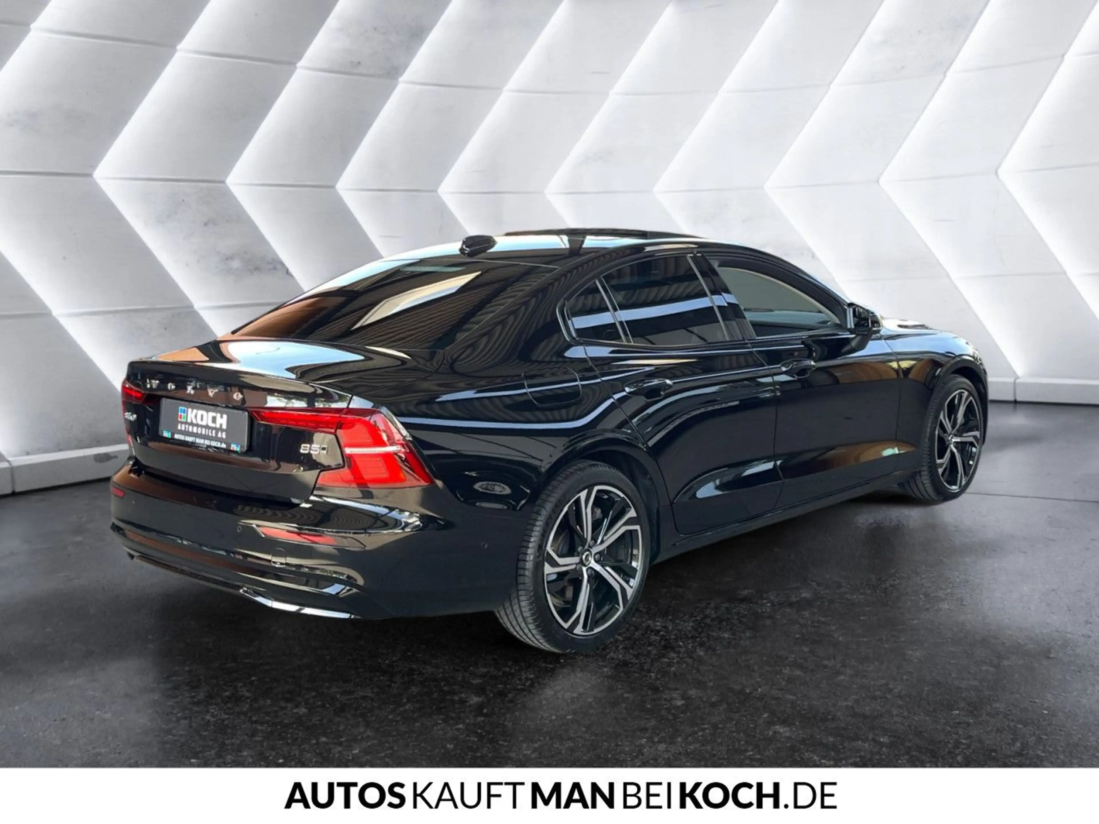 Volvo S60 B5 B AWD Ultimate Dark HIGH END Ausstattung — photo 5