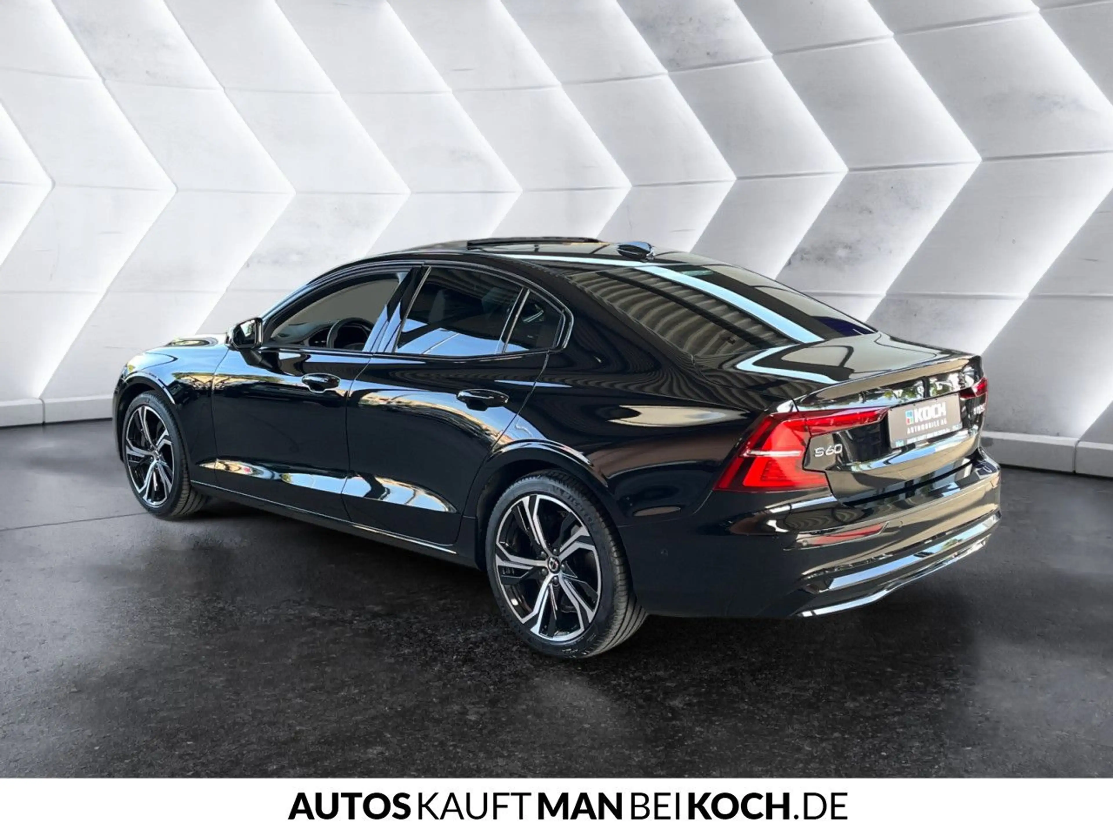 Volvo S60 B5 B AWD Ultimate Dark HIGH END Ausstattung — photo 4