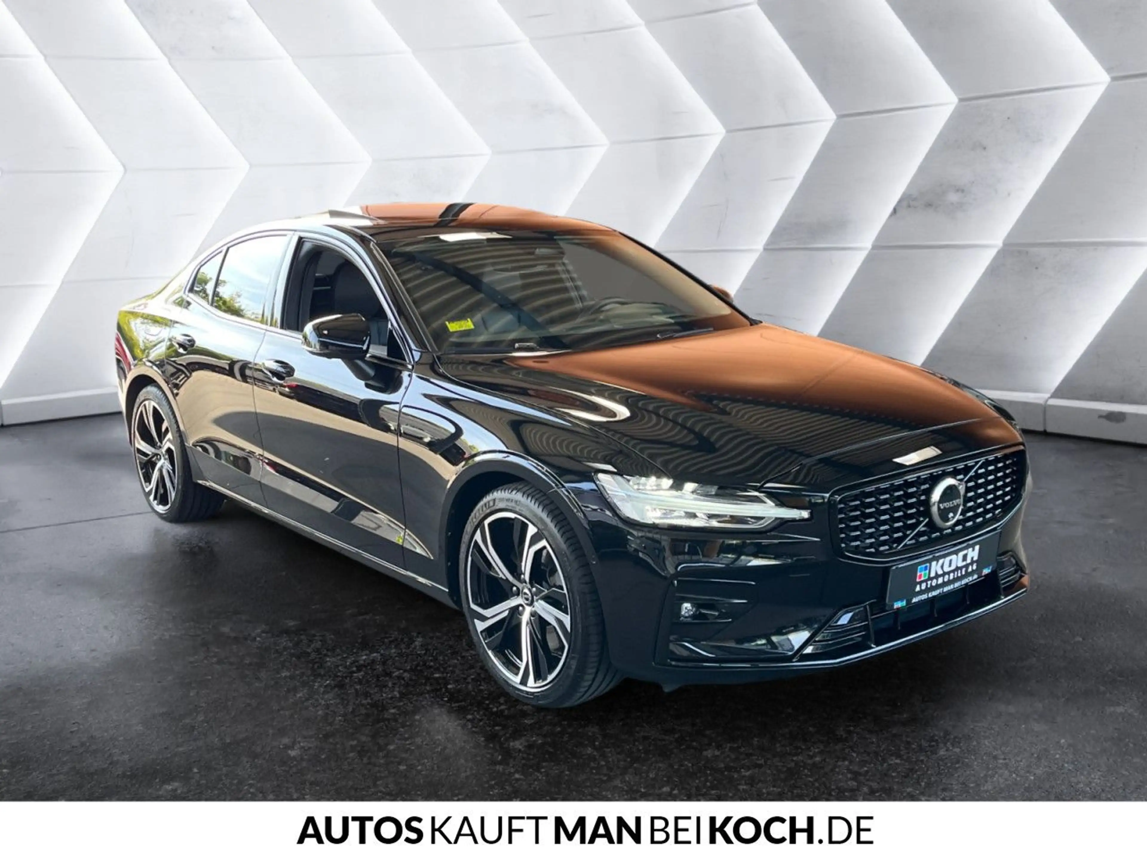 Volvo S60 B5 B AWD Ultimate Dark HIGH END Ausstattung — photo 6