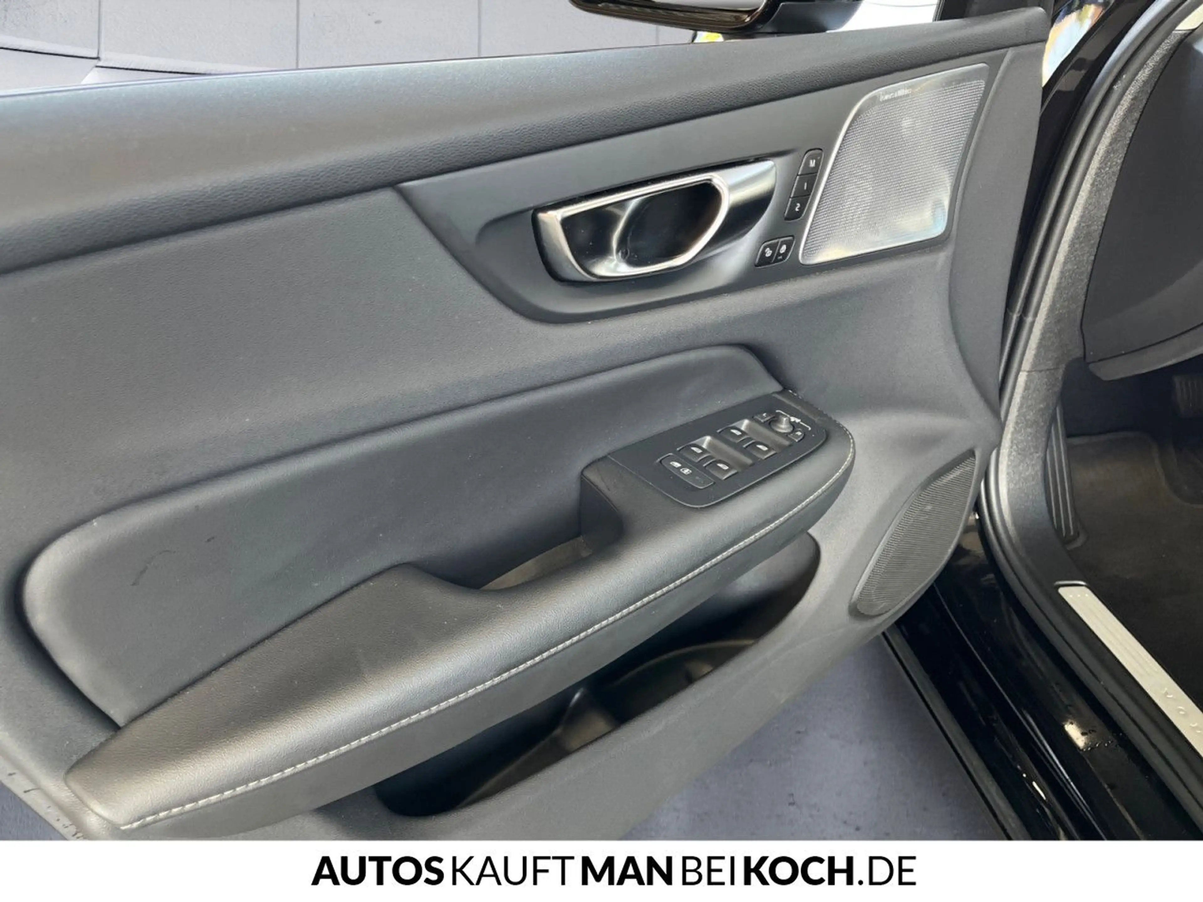 Volvo S60 B5 B AWD Ultimate Dark HIGH END Ausstattung — photo 14