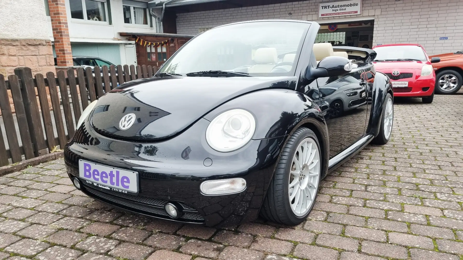 Volkswagen New Beetle 1.8 Turbo150PS 2.Hand TÜV neu Voll. Klima Sitzh Schwarz - 1