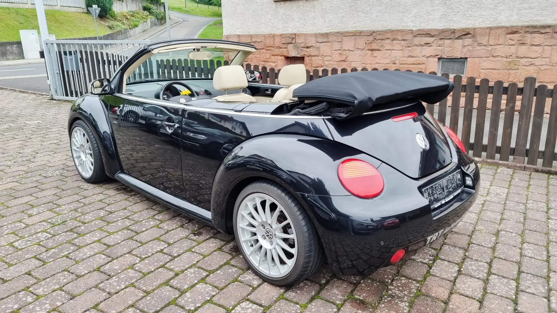 Volkswagen New Beetle 1.8 Turbo150PS 2.Hand TÜV neu Voll. Klima Sitzh Schwarz - 2