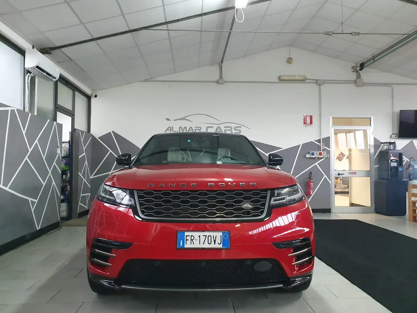 Land Rover Range Rover Velar Range Rover Velar 2017 2.0d i4 R-Dynamic HSE 240cv - 2