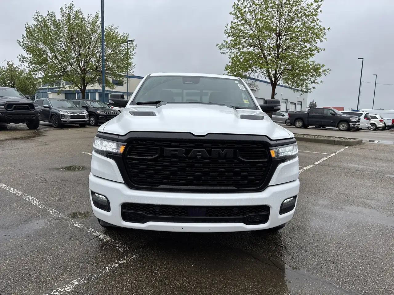 RAM 1500 снимка RAM 1500