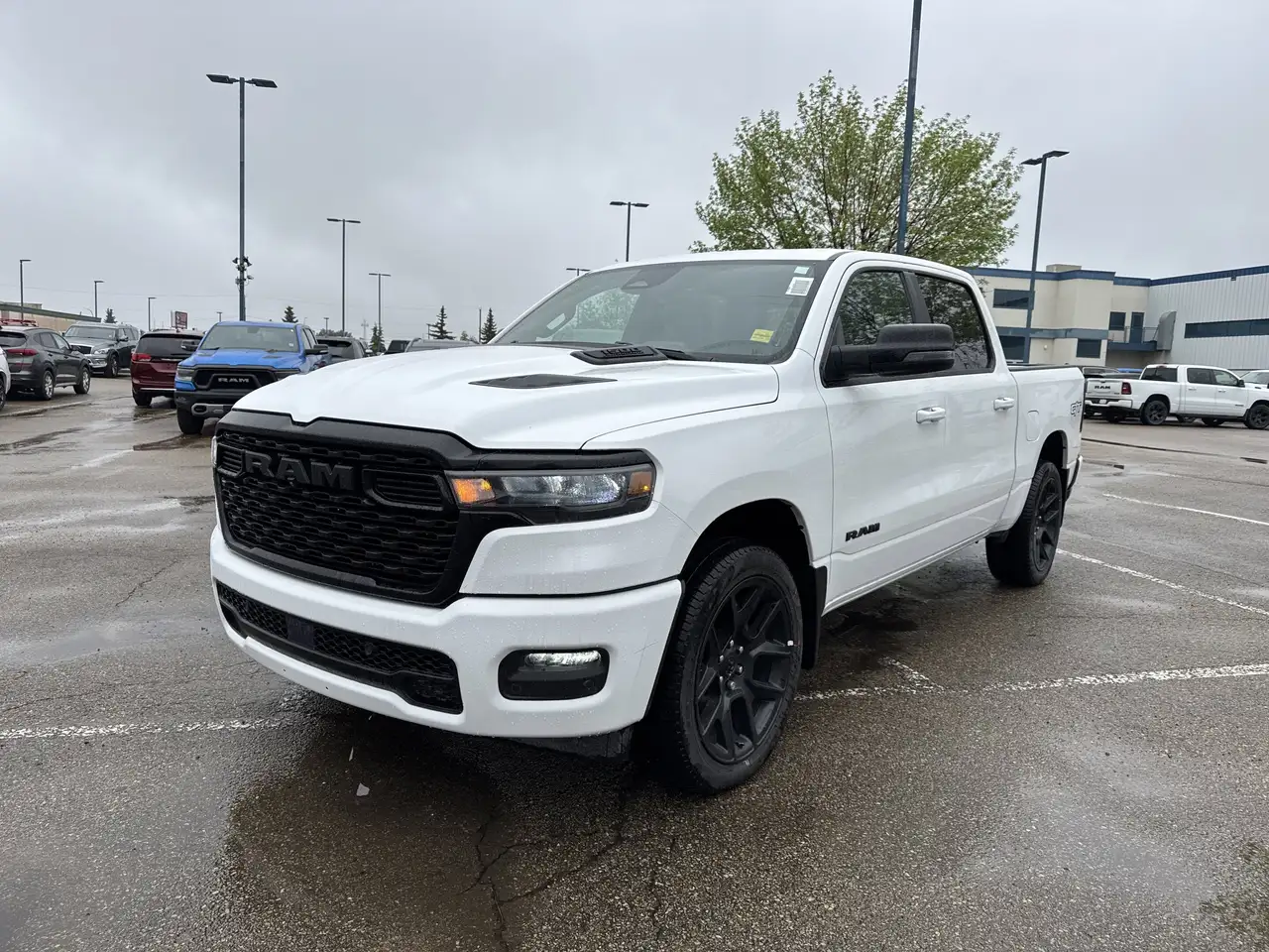 RAM 1500 снимка RAM 1500