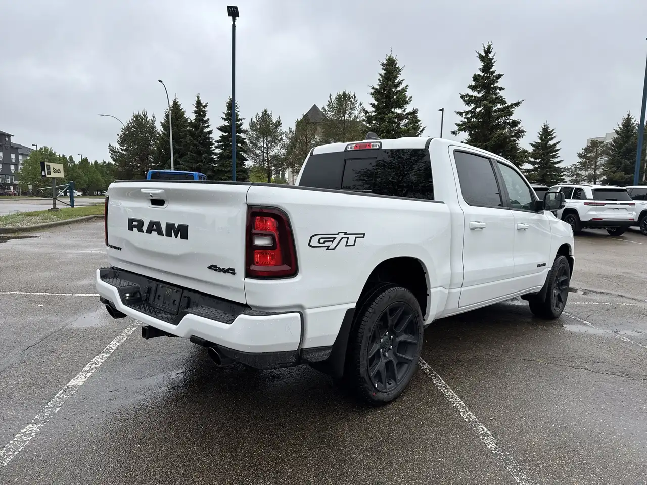 RAM 1500 снимка RAM 1500