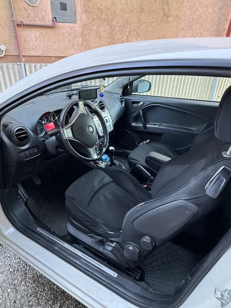Alfa Romeo MiTo 1.4 Junior Distinctive sport pack 78cv - 1