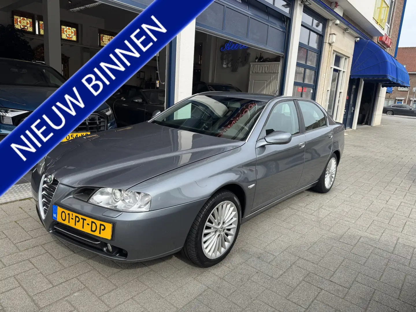 Alfa Romeo 166 2.0 T.Spark Distinctive NL AUTO/GOEDE STAAT Gris - 1