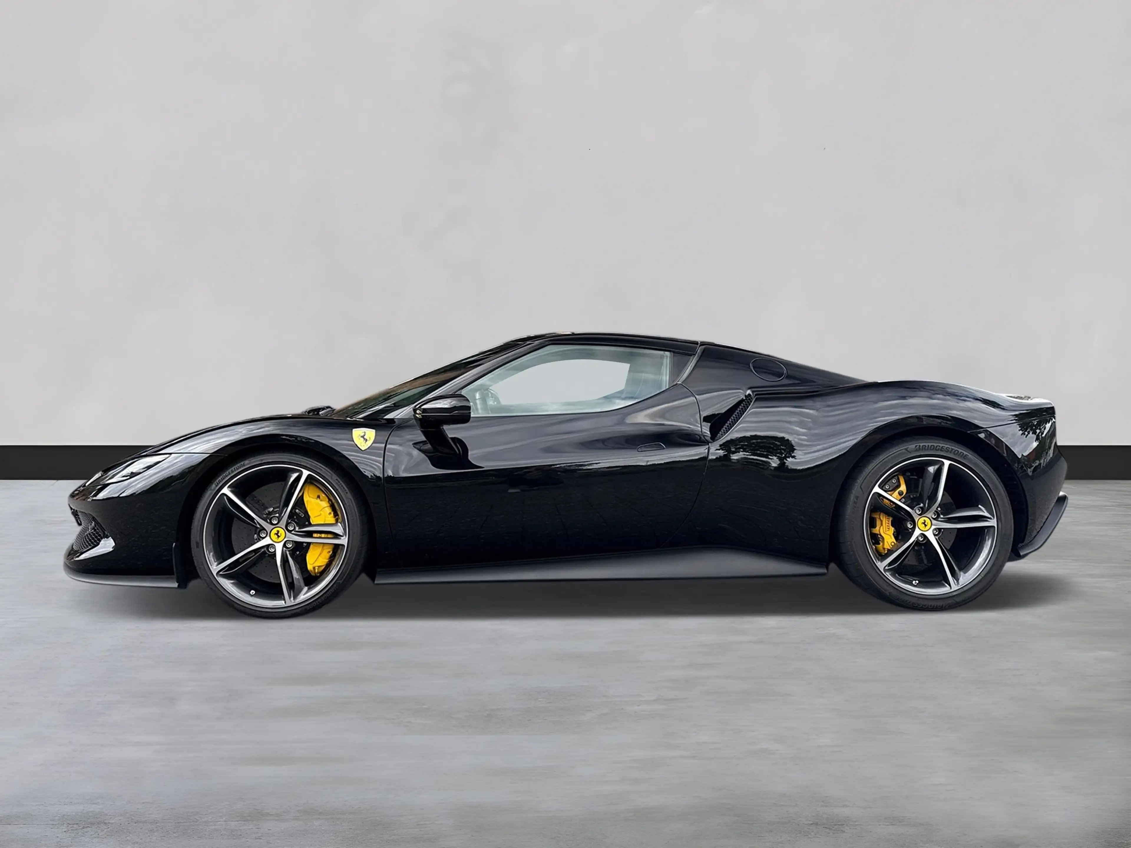 Ferrari 296 GTB *Embleme*Navi*PDC*Klima*Leder* — photo 10
