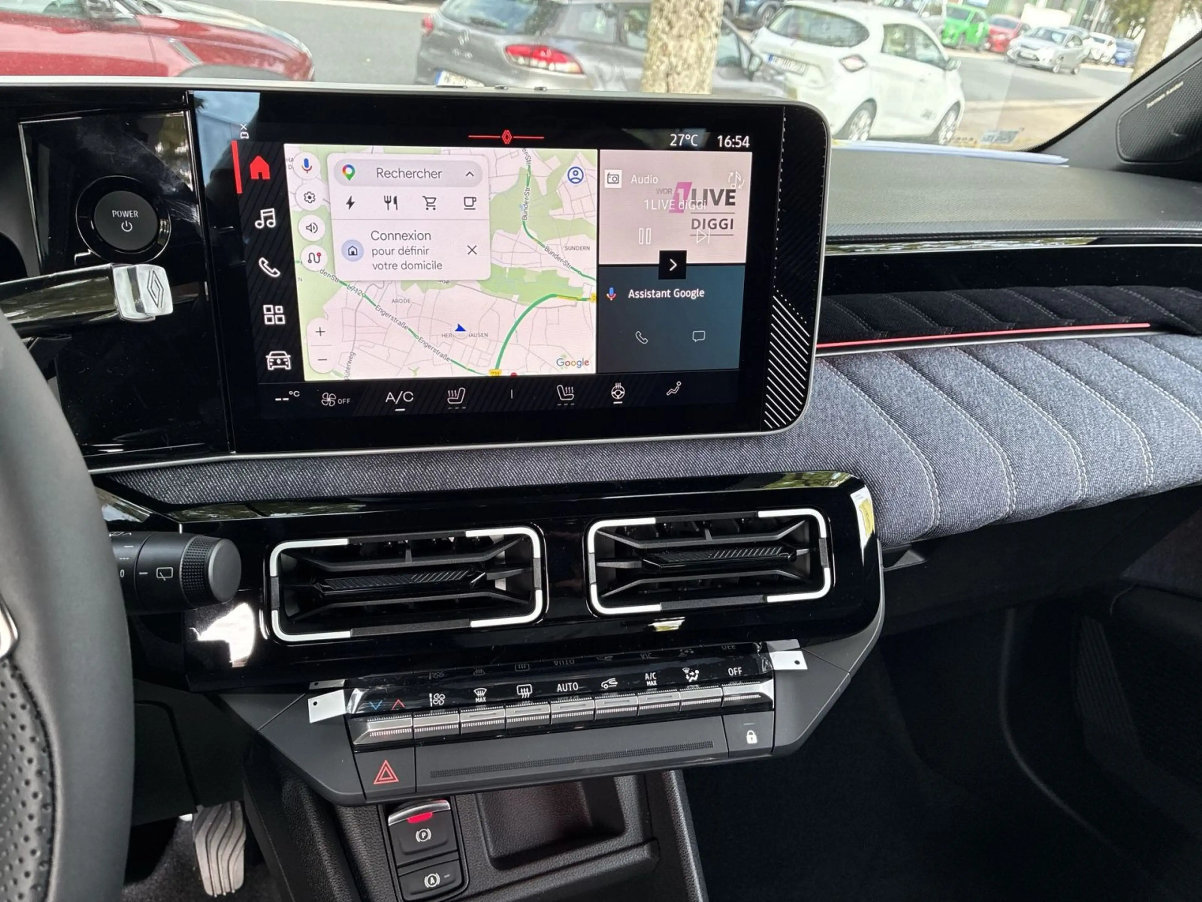Renault R 5 5 E-Tech Techno 150 Comfort Range — photo 15