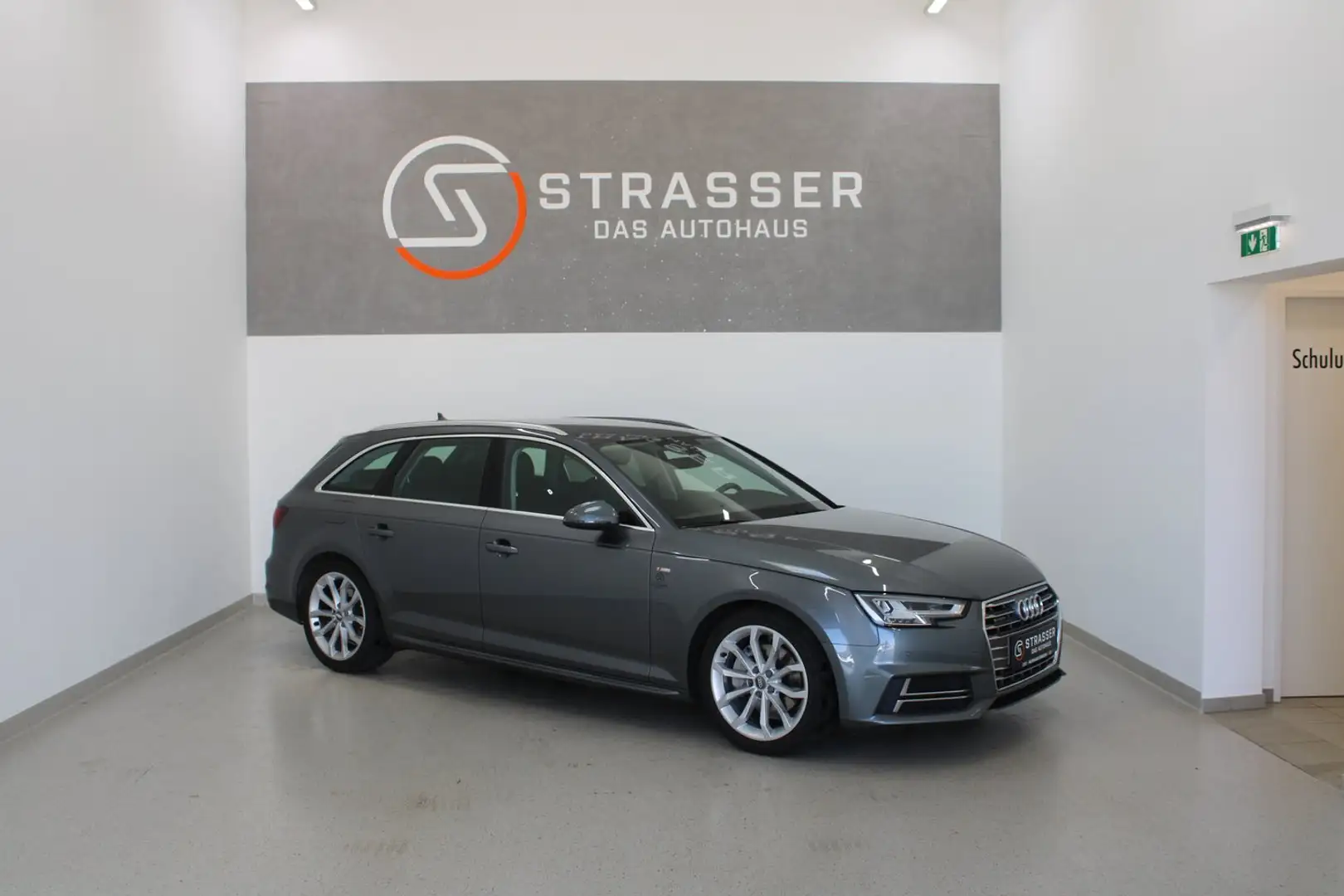 Audi A4 40 TDI quattro Sport Grau - 1