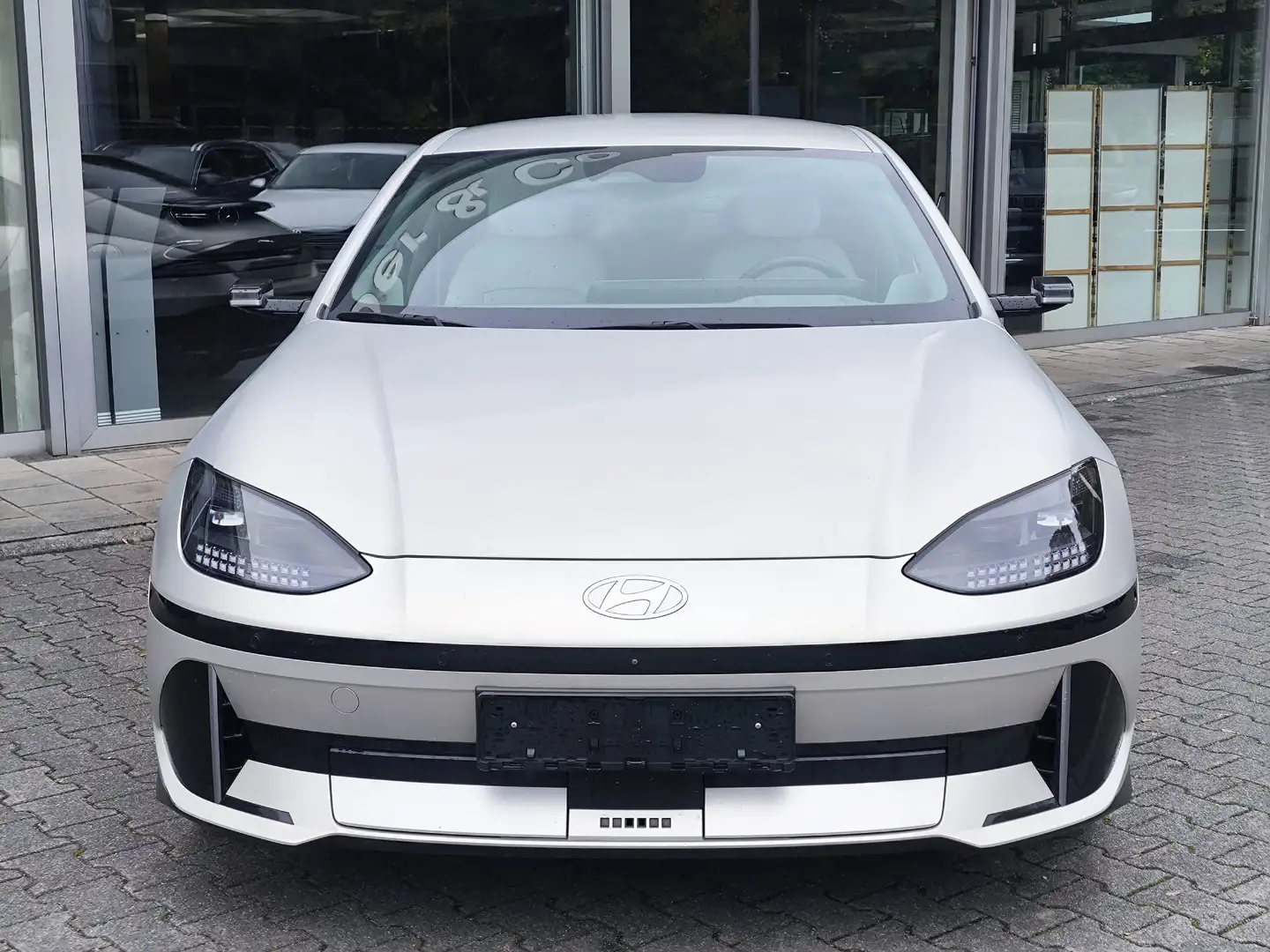 Hyundai IONIQ 6 Uniq 4WD WERKSGA+MEMO+NAVI+BOSE+ACC+360° Gold - 2