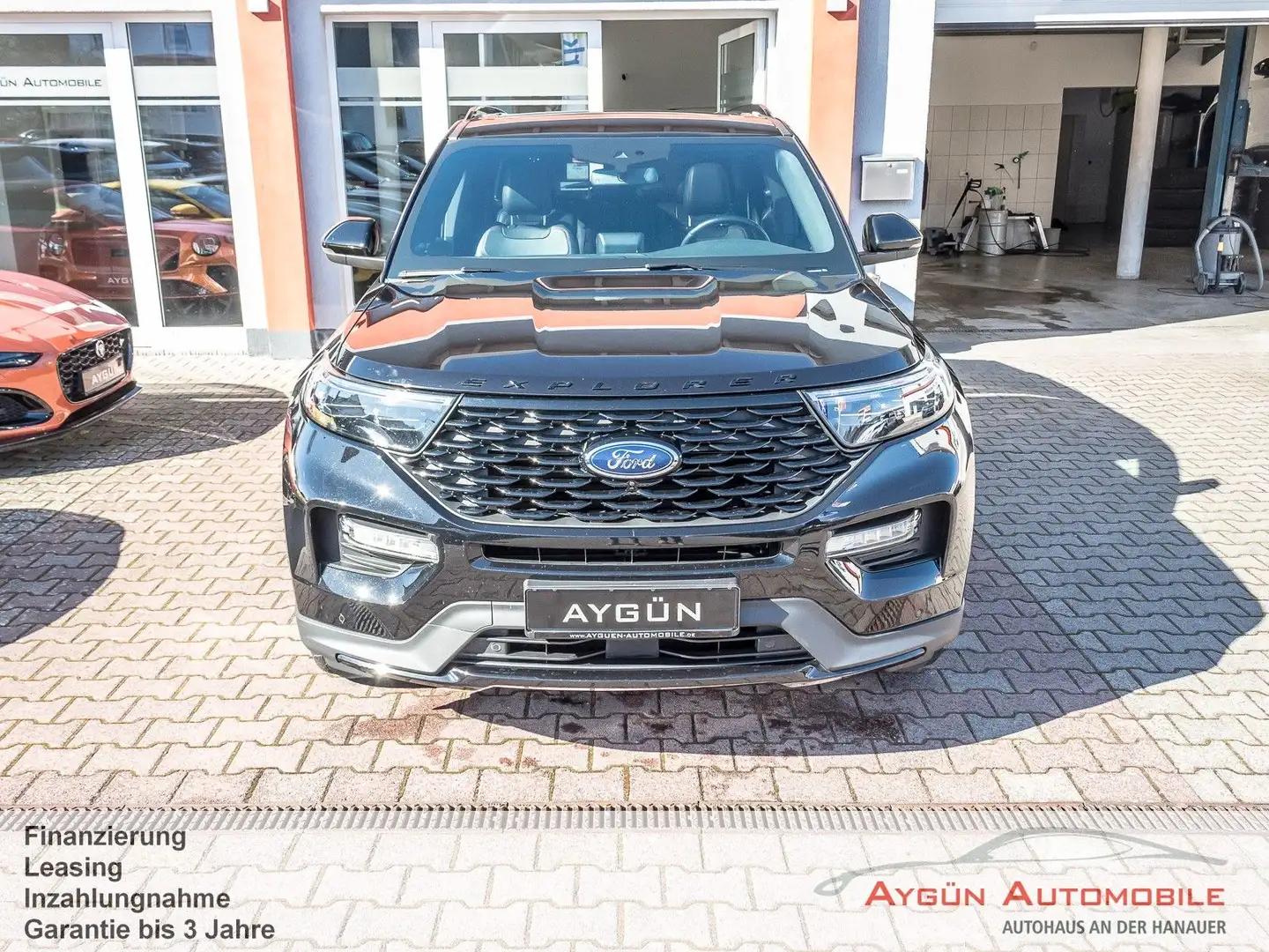 Ford Explorer ST-Line Plug-in-Hybrid 4x4 Schwarz - 2