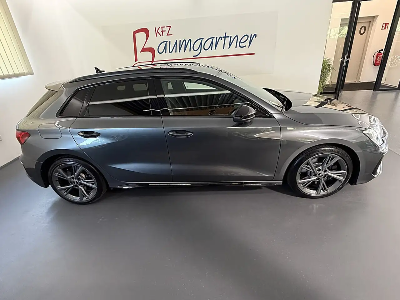 Audi S3 SB 50TFSI quattro S-tronic *Matrix LED*NAVI*Vir..., миниатюра 3
