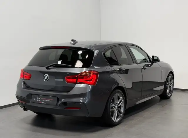 BMW 1 Series view 5