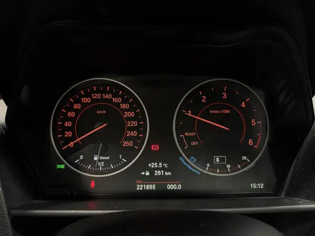 BMW 1 Series view 10