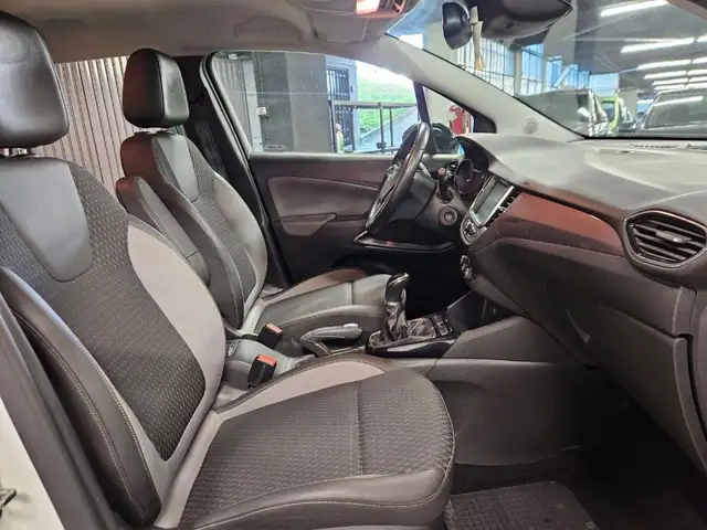 Opel Crossland view 13