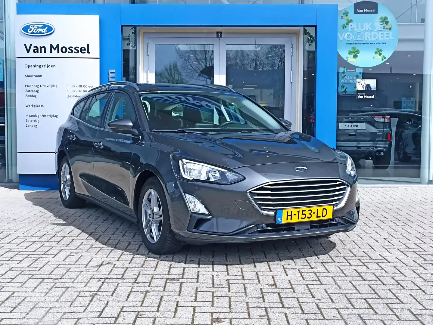 Ford Focus Wagon 1.0 EcoBoost Trend Edition Business LM Velge Grijs - 2