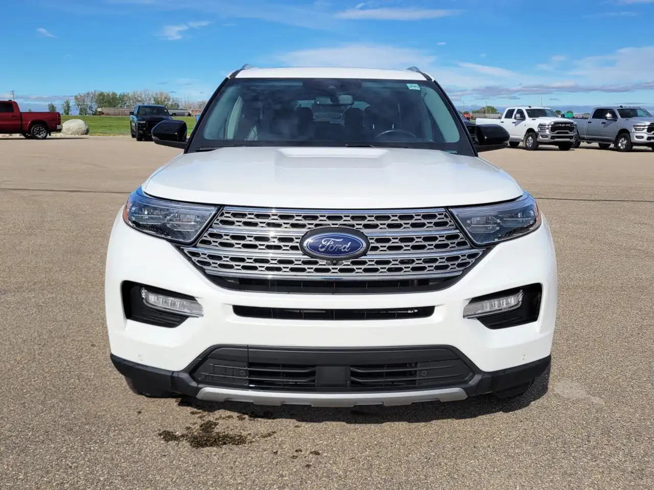 Ford Explorer снимка Ford Explorer
