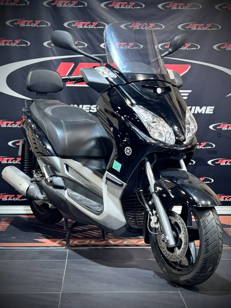 Yamaha X-Max 250 Noir - 1