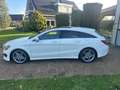 Mercedes-Benz CLA 250 Shooting Brake Sport 4MATIC AMG Wit - thumbnail 3