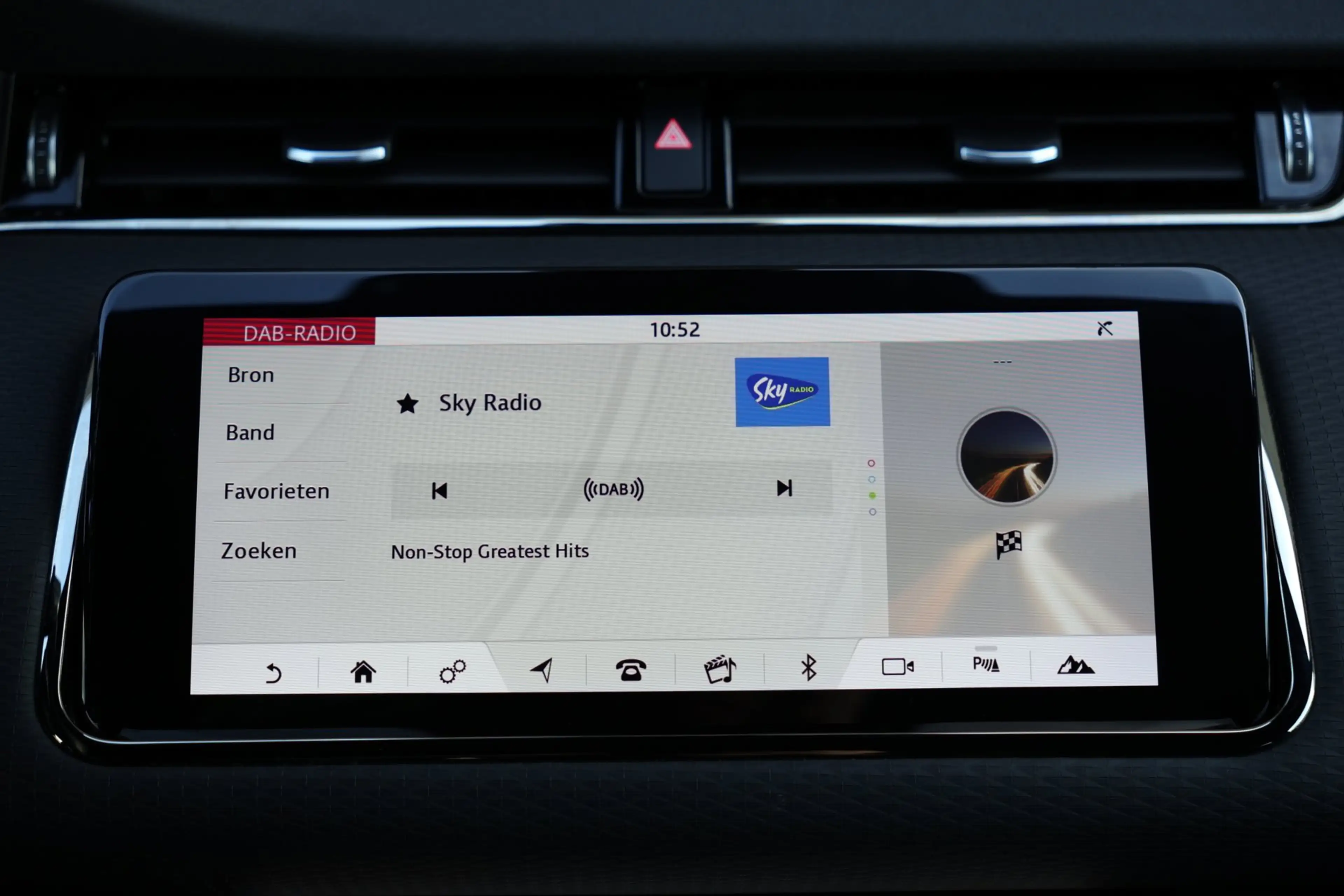 Land Rover Range Rover Evoque 1.5 P300e AWD R-Dynamic HSE | panoramadak | meridi — photo 43