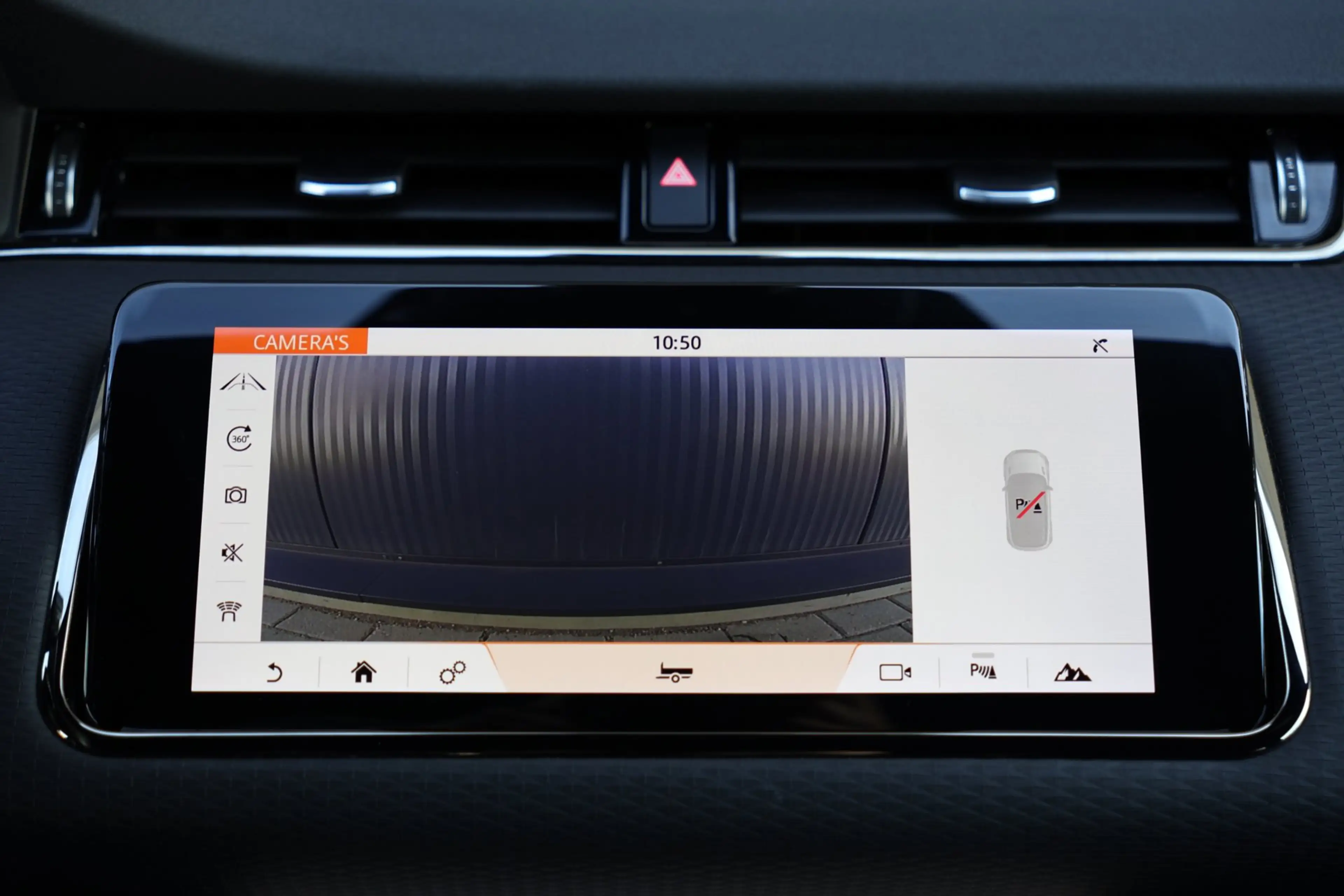 Land Rover Range Rover Evoque 1.5 P300e AWD R-Dynamic HSE | panoramadak | meridi — photo 40