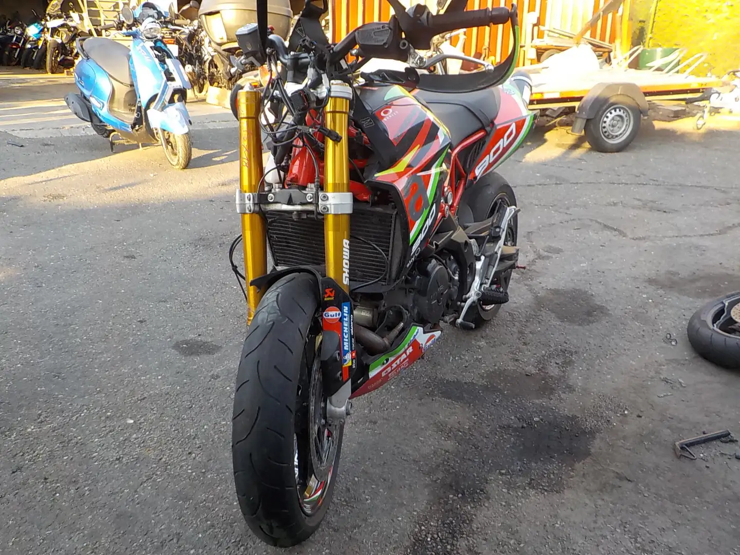 Aprilia Dorsoduro - 2