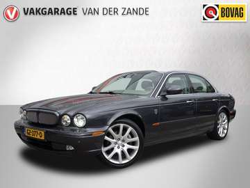 4.2 V8 AUT Executive, Leder, Cruise, PDC, Compleet