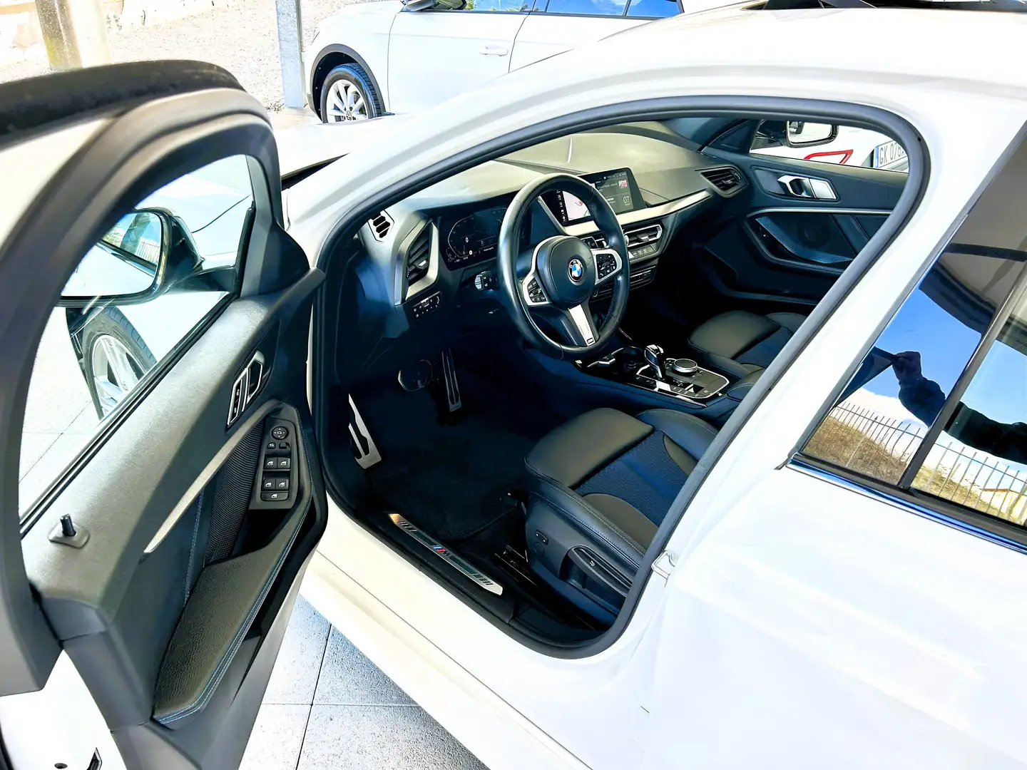 BMW 116 Serie 1 F40 116d Msport auto Bianco - 2